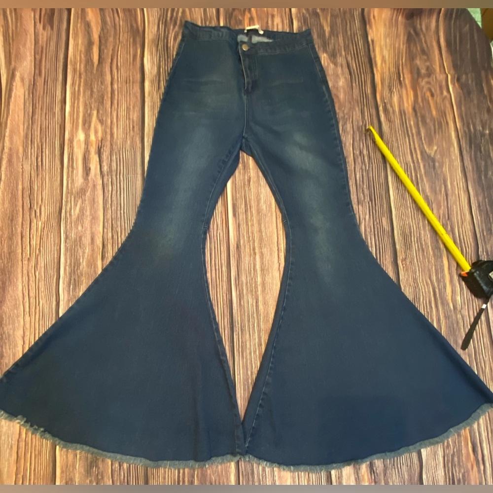 SJ Style Super Flare Bell Bottoms. Great Condition! Size Medium Raw Frayed Hems